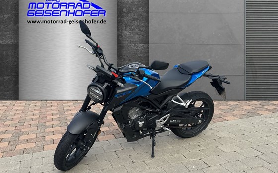 Gebrauchtmotorrad Honda CB125R - Bild 1