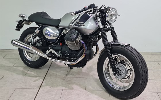 Gebrauchtmotorrad Moto Guzzi V7 750 Special - Bild 1