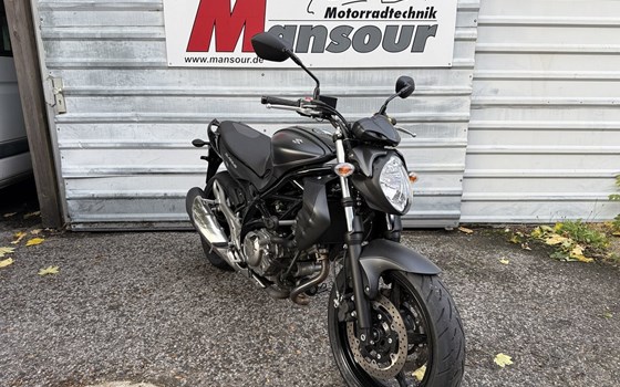 Gebrauchtmotorrad Suzuki SFV 650 Gladius - Bild 2