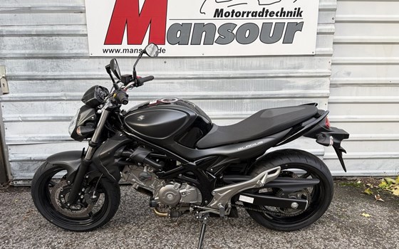 Gebrauchtmotorrad Suzuki SFV 650 Gladius - Bild 3