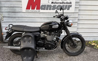 Triumph Bonneville T100 Black