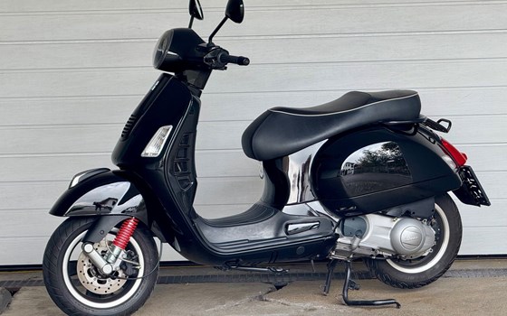 Gebrauchtmotorrad Vespa GTS 300 - Bild 6 Gebrauchtmotorrad Vespa GTS 300 - Bild 6