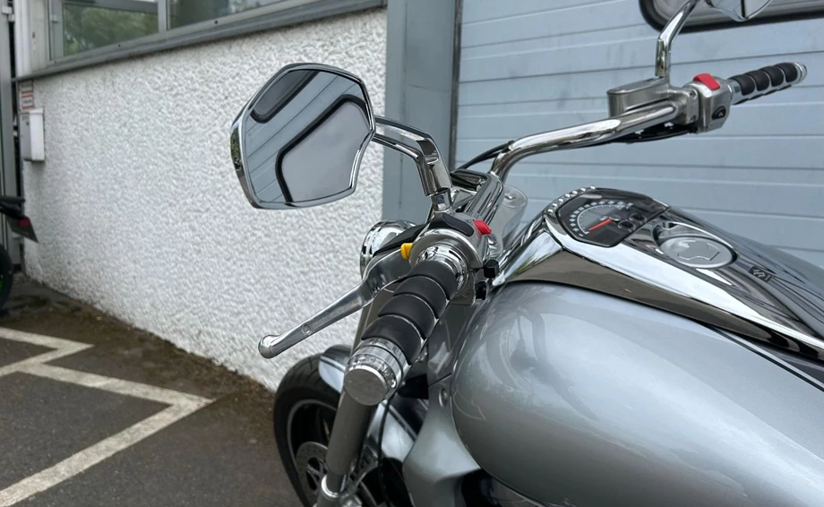 Angebot Suzuki VZR 1800 Bild 10: Angebot Suzuki VZR 1800