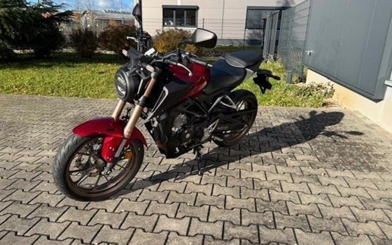 Gebrauchtmotorrad Honda CB125R - Bild 2