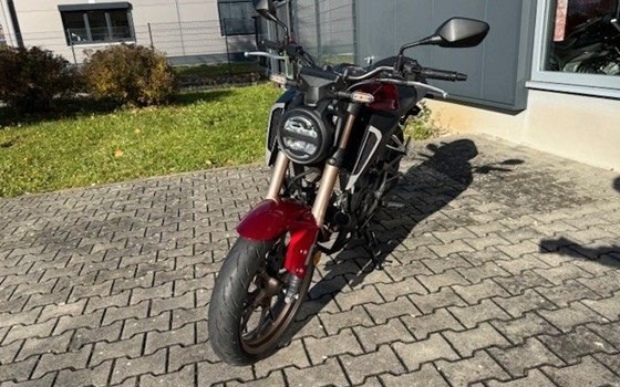 Gebrauchtmotorrad Honda CB125R - Bild 3