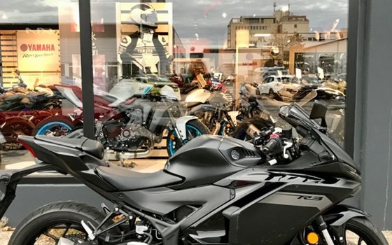 Gebrauchtmotorrad Yamaha YZF-R3 - Bild 1