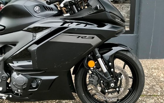 Gebrauchtmotorrad Yamaha YZF-R3 - Bild 2