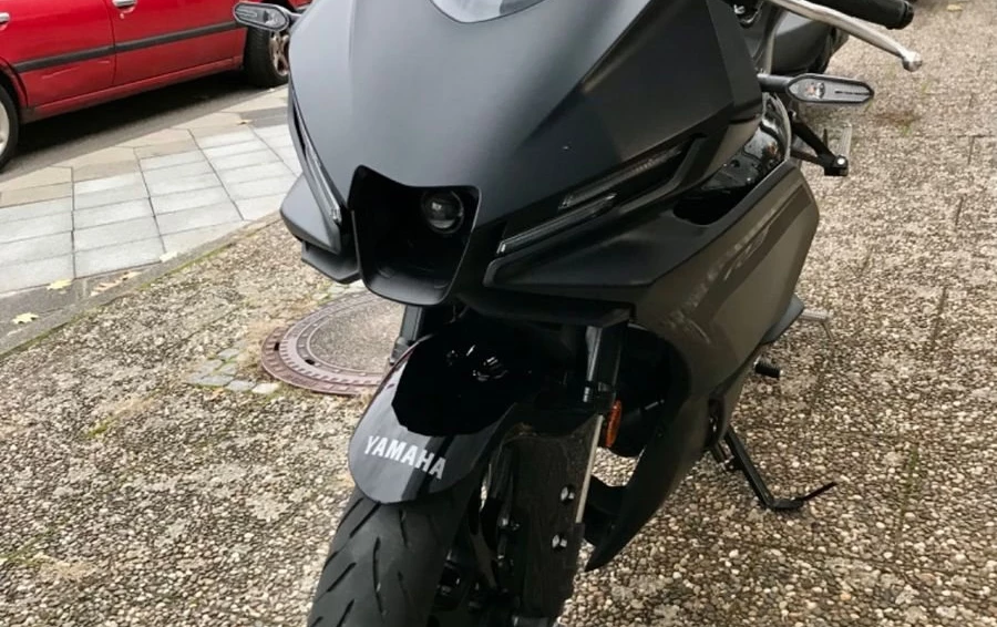 Angebot Yamaha YZF-R3 Bild 6: Angebot Yamaha YZF-R3