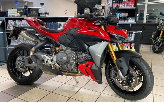 Gebrauchtmotorrad Ducati Streetfighter V2 S - Bild 1