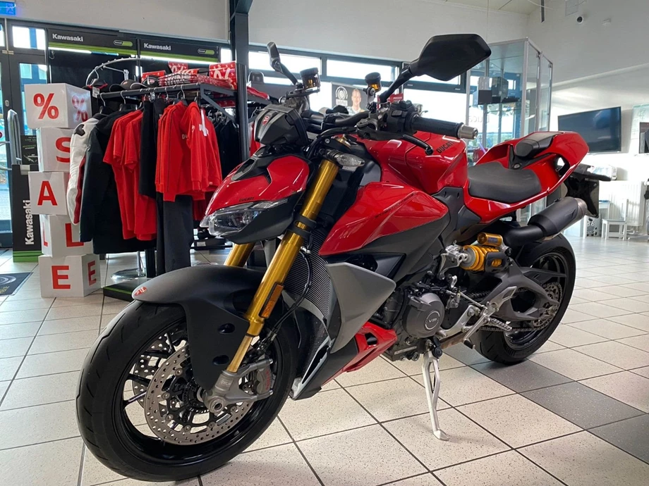 Angebot Ducati Streetfighter V2 S Bild 4: Angebot Ducati Streetfighter V2 S