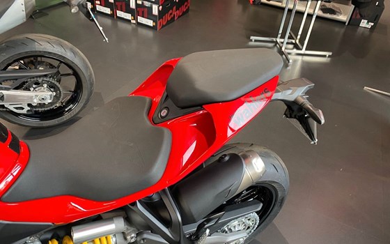 Gebrauchtmotorrad Ducati Streetfighter V2 - Bild 5