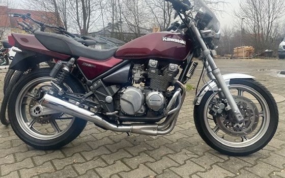 Gebrauchtmotorrad Kawasaki Zephyr 550 - Bild 3