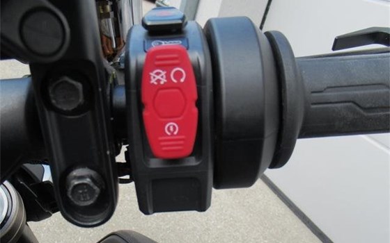 Gebrauchtmotorrad CFMOTO 800NK Advanced - Bild 13