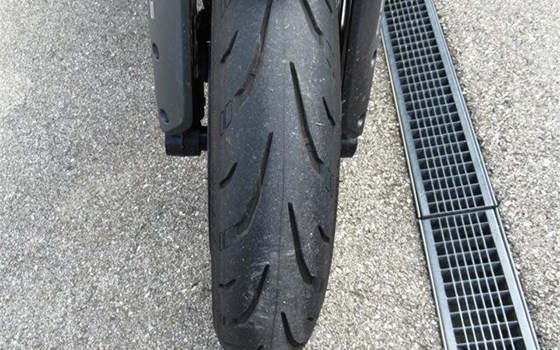 Gebrauchtmotorrad CFMOTO 800NK Advanced - Bild 14 Gebrauchtmotorrad CFMOTO 800NK Advanced - Bild 14