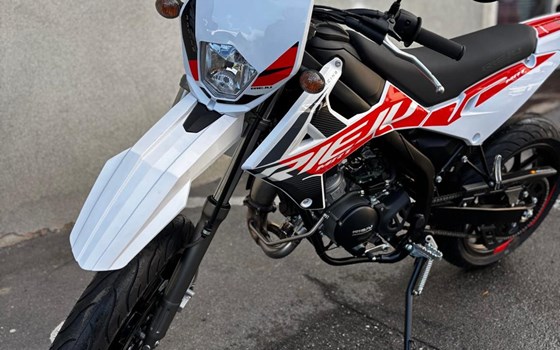 Neufahrzeug Rieju MRT 50 Europa - Bild 2