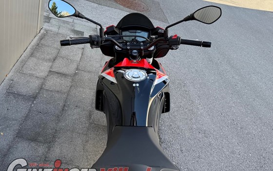 Gebrauchtmotorrad Aprilia Tuono 125 - Bild 5 Gebrauchtmotorrad Aprilia Tuono 125 - Bild 5