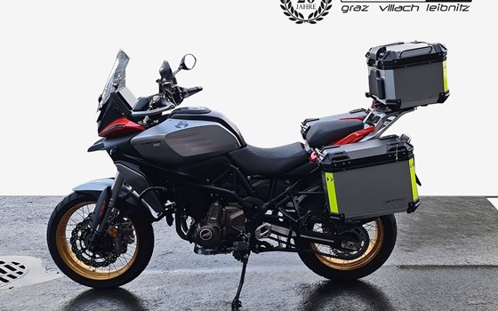 Gebrauchtmotorrad QJ Motor SRT 700 SX - Bild 2