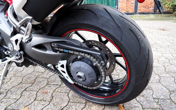 Gebrauchtmotorrad Triumph Speed Triple R - Bild 15