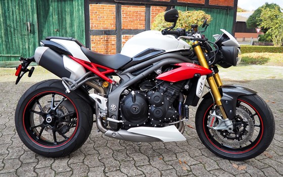 Gebrauchtmotorrad Triumph Speed Triple R - Bild 2