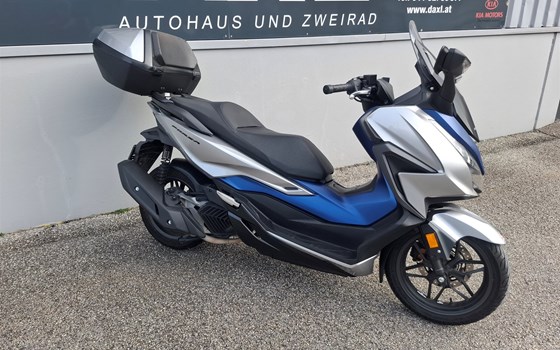 Gebrauchtmotorrad Honda Forza 125 - Bild 2 Gebrauchtmotorrad Honda Forza 125 - Bild 2