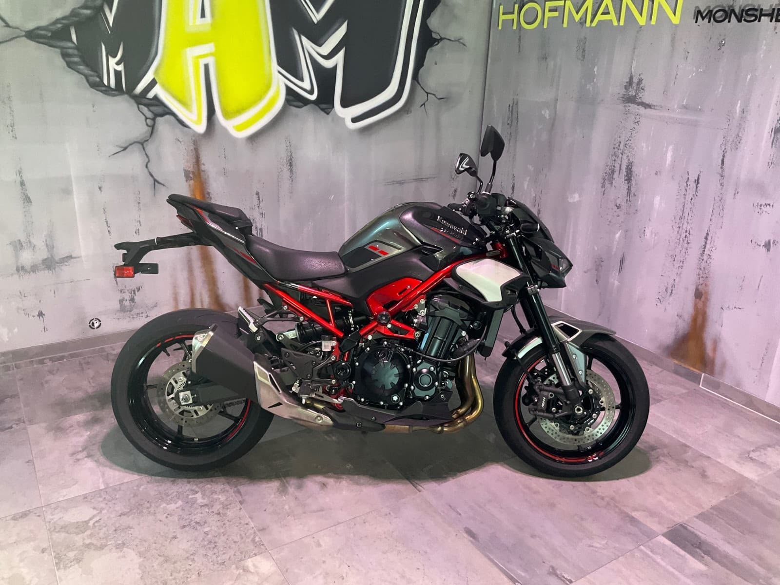 Kawasaki Z900