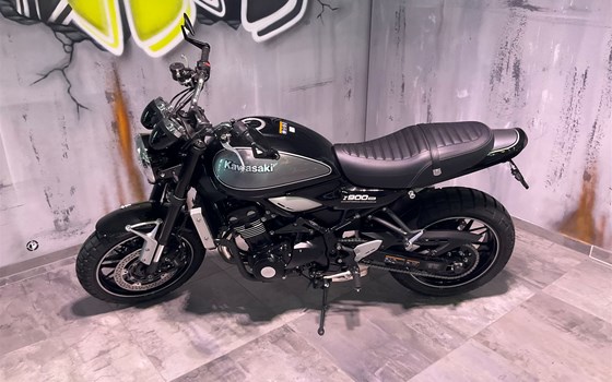 Gebrauchtmotorrad Kawasaki Z900 RS - Bild 2