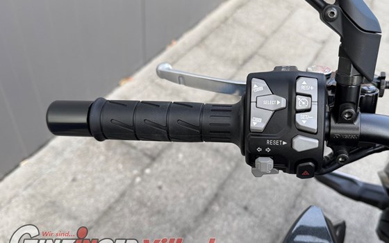 Neufahrzeug Kawasaki Z1100 - Bild 9 Neufahrzeug Kawasaki Z1100 - Bild 9