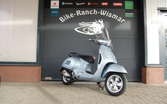 Gebrauchtmotorrad Vespa GTS 300 hpe - Bild 3