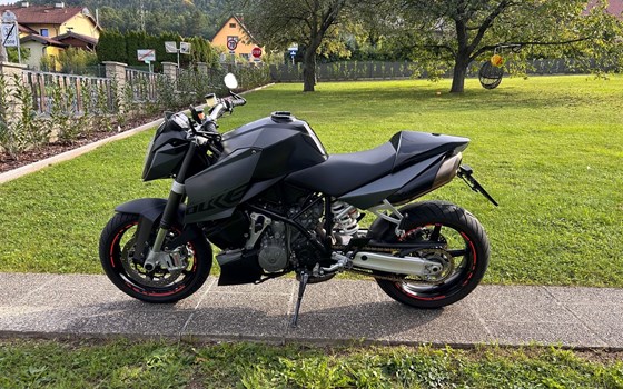 Gebrauchtmotorrad KTM 990 Super Duke - Bild 1 Gebrauchtmotorrad KTM 990 Super Duke - Bild 1