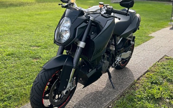 Gebrauchtmotorrad KTM 990 Super Duke - Bild 10 Gebrauchtmotorrad KTM 990 Super Duke - Bild 10