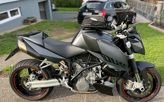 Gebrauchtmotorrad KTM 990 Super Duke - Bild 18 Gebrauchtmotorrad KTM 990 Super Duke - Bild 18