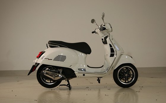Gebrauchtmotorrad Vespa GTS 125 - Bild 3
