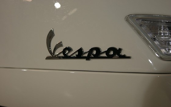 Gebrauchtmotorrad Vespa GTS 125 - Bild 8