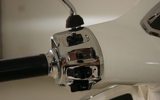 Gebrauchtmotorrad Vespa GTS 125 - Bild 9