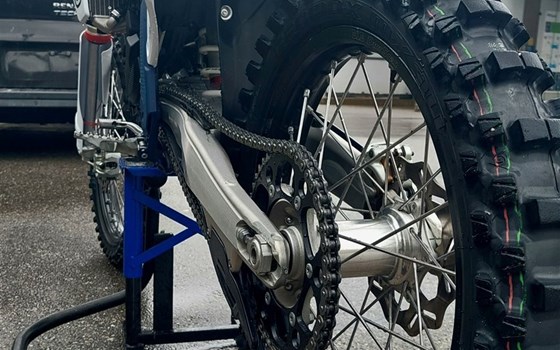 Gebrauchtmotorrad Husqvarna TC 150 - Bild 4 Gebrauchtmotorrad Husqvarna TC 150 - Bild 4