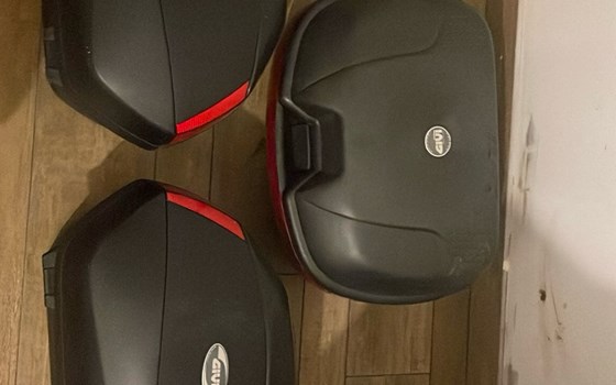 Gebrauchtmotorrad Kawasaki Versys 650 - Bild 2 Gebrauchtmotorrad Kawasaki Versys 650 - Bild 2