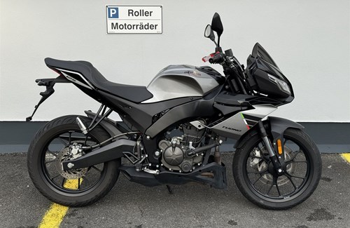 Gebrauchtmotorrad Aprilia Tuono 125