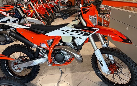 Neufahrzeug KTM 300 EXC HARDENDURO - Bild 2 Neufahrzeug KTM 300 EXC HARDENDURO - Bild 2