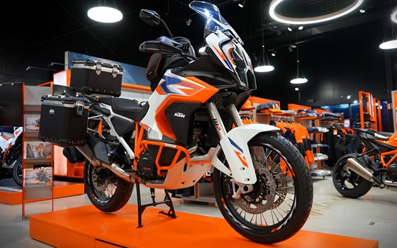 Neufahrzeug KTM 1290 Super Adventure R - Bild 4 Neufahrzeug KTM 1290 Super Adventure R - Bild 4