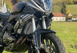 Neumotorrad QJ Motor SRT 600 SX