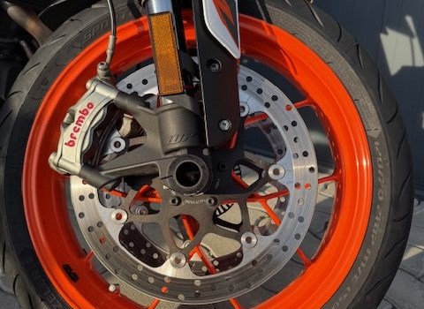 Gebrauchtmotorrad KTM 890 Duke R - Bild 2