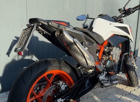 Gebrauchtmotorrad KTM 890 Duke R - Bild 4