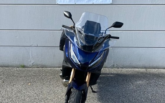 Gebrauchtmotorrad Honda NT1100 DCT Electronic Suspension - Bild 4 Gebrauchtmotorrad Honda NT1100 DCT Electronic Suspension - Bild 4