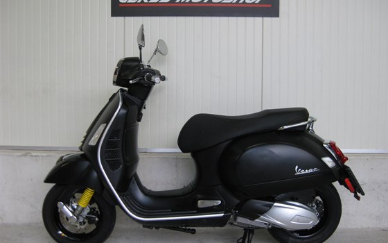 Gebrauchtmotorrad Vespa GTS 300 Super Tech - Bild 2
