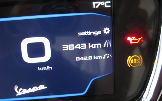 Gebrauchtmotorrad Vespa GTS 300 Super Tech - Bild 5