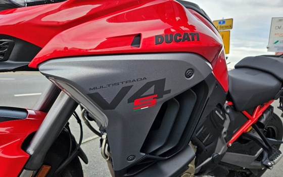 Gebrauchtmotorrad Ducati Multistrada V4 S - Bild 7