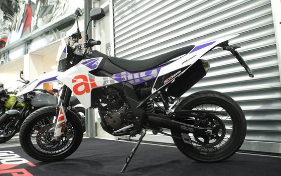 Gebrauchtmotorrad Aprilia SX 125 - Bild 2