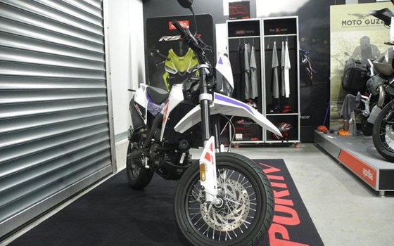 Gebrauchtmotorrad Aprilia SX 125 - Bild 4