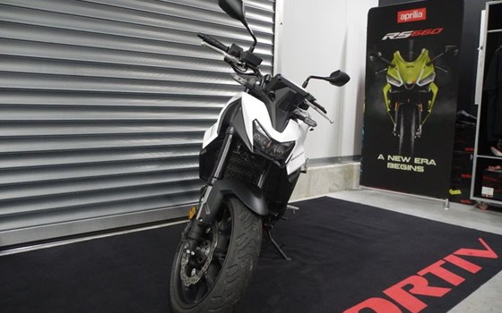 Gebrauchtmotorrad Honda CB750 Hornet - Bild 3