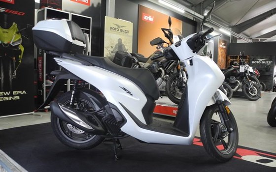 Gebrauchtmotorrad Honda SH125i - Bild 12